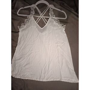 POL White Lace Trim Tank Top Crisscross Back Flowy Women’s Medium Boho Summer